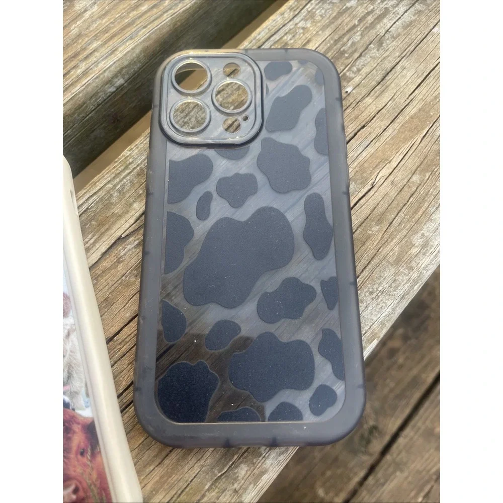 Apple iPhone 15‎ phone Case Lot of 4 all cow theme